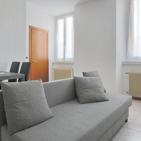 Italianway - Piazza Amendola 14 Appartement Como Buitenkant foto