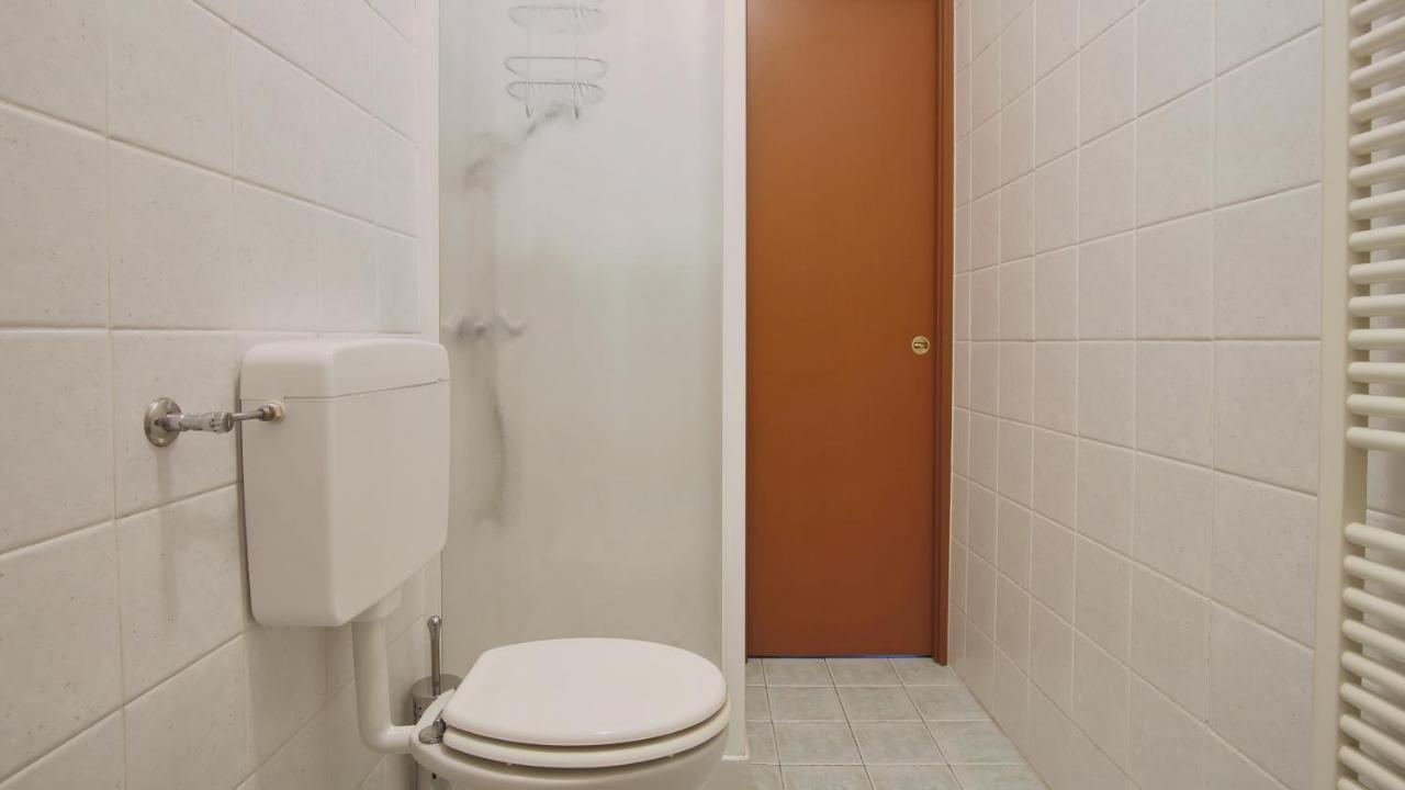 Italianway - Piazza Amendola 14 Appartement Como Buitenkant foto
